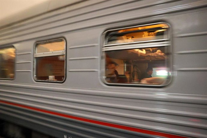 Imagen de archivo de un tren de pasajeros en Moscú (Rusia)