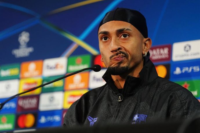 El jugador del FC Barcelona en rueda de prensa previa al partido de Champions contra el Chelsea en Stamford Bridge