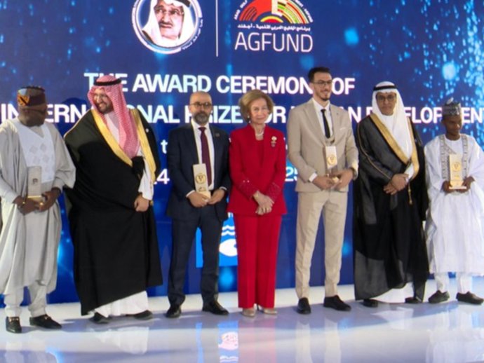 LA REINA SOFÍA ENTREGA EL PREMIO INTERNACIONAL PRÍNCIPE TALAL PARA EL DESARROLLO HUMANO