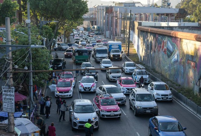 Archivo - June 1, 2022, Mexico City, Mexico: Public transport drivers take part during the block the main streets of the city demanding an increase in public transport fares. In the early hours of this Thursday, hundreds of carriers carried out protest an