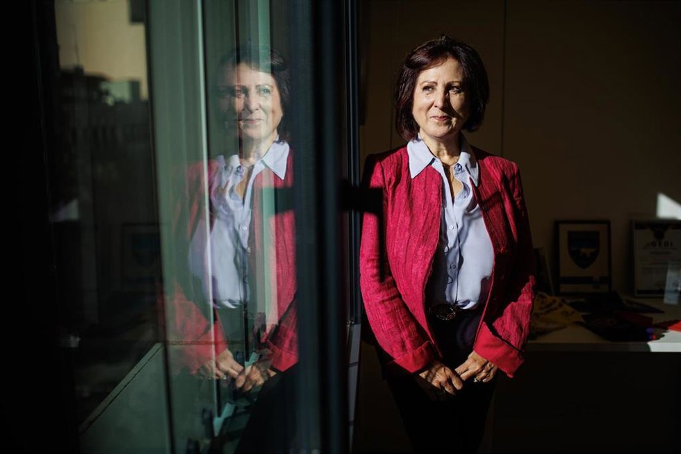 Archivo - Teresa Peramato, posa durante una entrevista para Europa Press, en la sede de la Fiscalía contra la Violencia sobre la Mujer, a 6 de noviembre de 2023, en Madrid (España).  