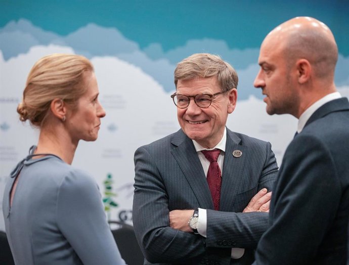 La Alta Representante de la UE, Kaja Kallas, junto al ministro de Exteriores alemán, Johann Wadephul, y su colega francés, Jean-Noel Barrot, durante una reunión del G7.