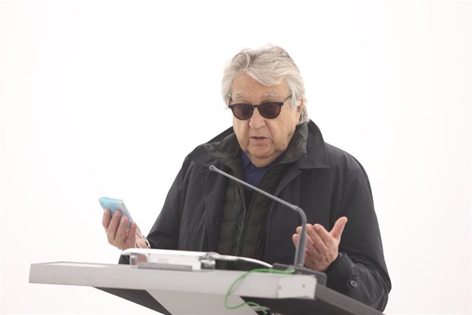 Archivo - El artista Antoni Muntadas en imagen de archivo