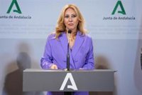 Junta defiende un financiación por población y exige al Gobierno dejar de pagar ya "la fiesta al independentismo"