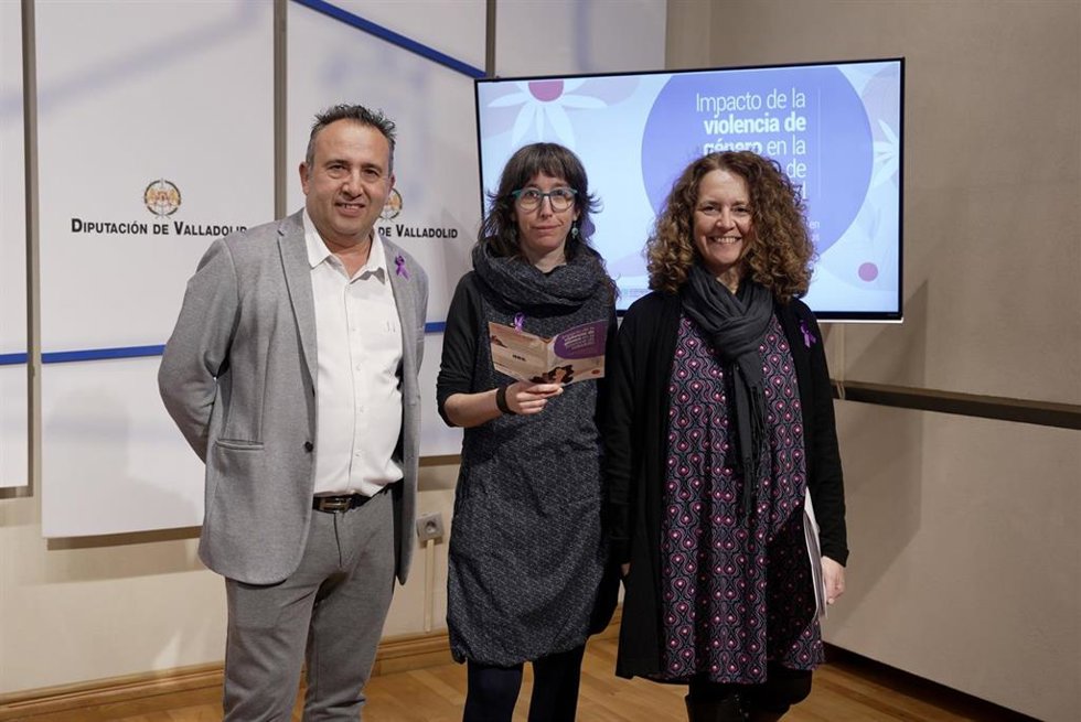Un momento de la presentación de las becas.