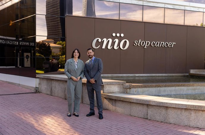 Archivo - Arquivo - A Ministra da Ciência, Inovação e Universidades, Diana Morant, chega para uma reunião com o novo Diretor Científico do Centro Nacional de Pesquisa do Câncer da Espanha (CNIO), Raúl Rabadán, na sede do CNIO, em 24 de setembro de 2025, à