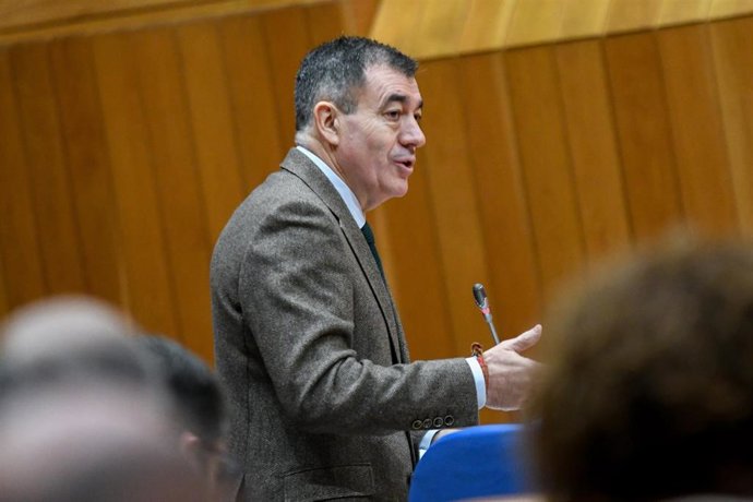 El conselleiro de Educación, Román Rodríguez