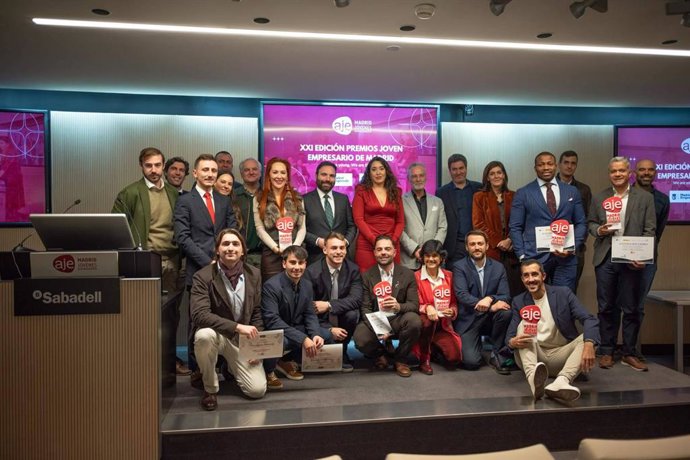 Dra. Elisabeth Arrojo, Premio AJE Madrid a la Mejor Joven Empresaria 2025