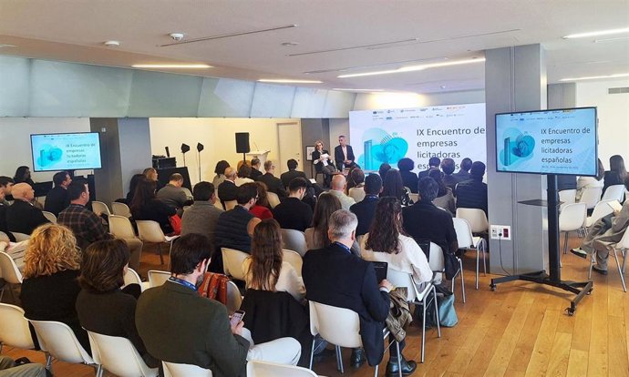 IX Encuentro de Empresas Licitadoras de España, la principal cita nacional sobre licitaciones multilaterales, que ha congregado este martes a más de 130 profesionales en el espacio Marqués de Contadero de Sevilla.