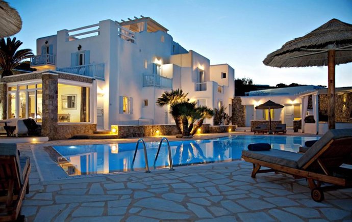 inRoom transforma la atención al huésped gracias a su asistente virtual para alojamientos vía WhatsApp