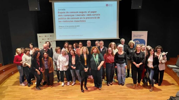 Presentación de la Diputación de Barcelona de los proyectos para convertir los mercados en espacios seguros.