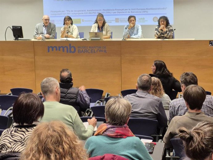 Sesión de apertura de la formación de técnicos de la Diputación en IA, en el Museu Marítim de Barcelona este martes