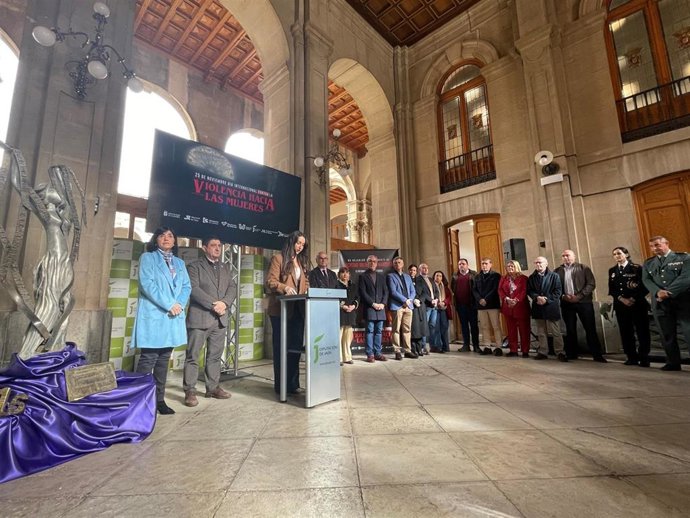 Acto institucional de la Diputación de Jaén con motivo del 25N