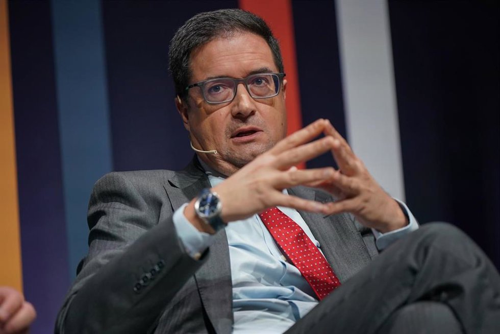 Archivo - El ministro para la Transformación Digital y de la Función Pública, Óscar López, participa en la sesión plenaria 'Derechos y gobernanza digitales', durante la Cumbre Global de la Alianza de Gobierno Abierto (OGP) 2025, en el Palacio de Congres