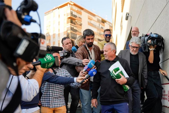 El ya exalcalde de Fines, Rodrigo Sánchez, a su salida de la Ciudad de la Justicia de Almería.