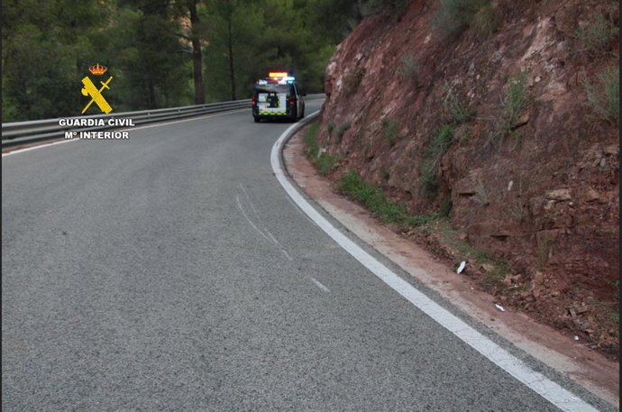 La Guàrdia Civil investiga a la conductora d'un turisme com a presumpta responsable d'un sinistre vial amb el resultat d'una persona ferida de gravetat