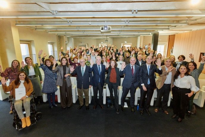 Fundación Ibercaja entrega convenio de colaboración a 44 entidades sociales de Madrid que trabajan contra la desigualdad