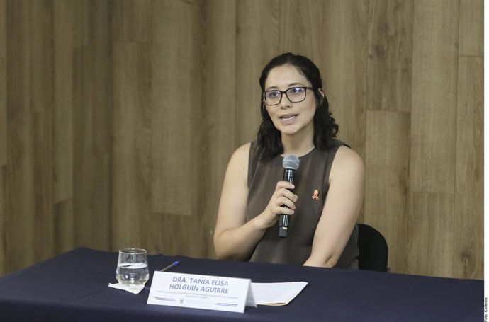 Tratamiento del VIH logra niveles no detectables en 95% de pacientes en un mes, alertan especialistas del HCG