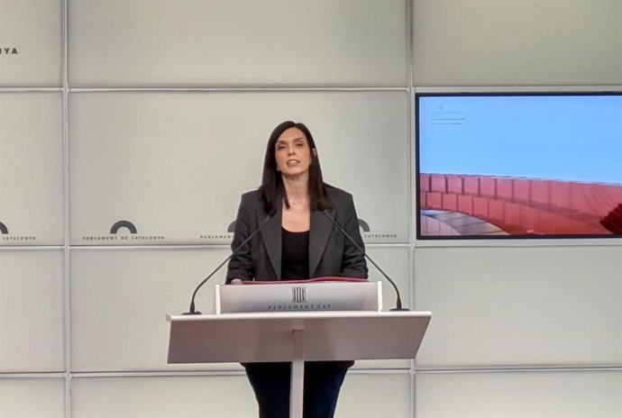 La portaveu del grup del PSC-Units al Parlament, Elena Díaz