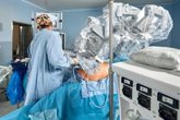 Foto: La cirugía robótica para cáncer colorrectal permite una recuperación más rápida y menor dolor postoperatorio