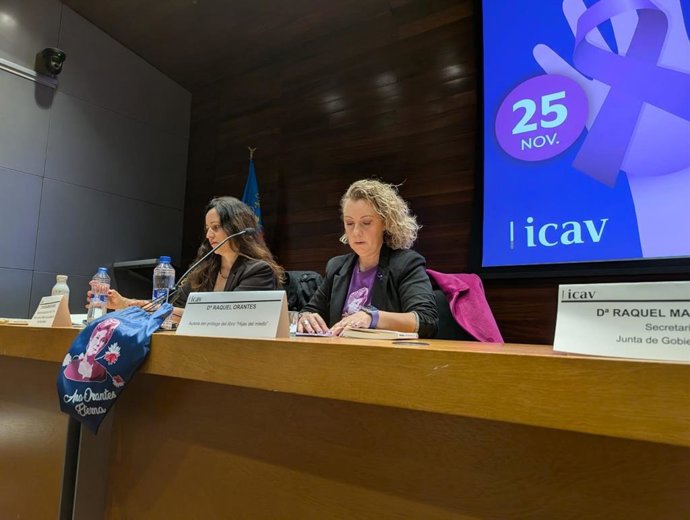 Raquel Orantes, hija de Ana Orantes, en un acto en el ICAV con motivo del 25N