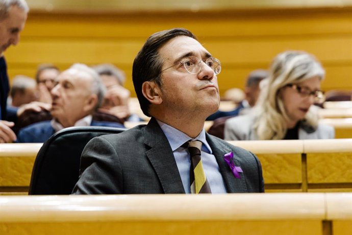 El ministro de Asuntos Exteriores, Unión Europea y Cooperación, José Manuel Albares, durante una sesión plenaria en el Senado, a 25 de noviembre de 2025, en Madrid (España). El pleno estará marcado por el debate sobre la reforma del sistema de financiació