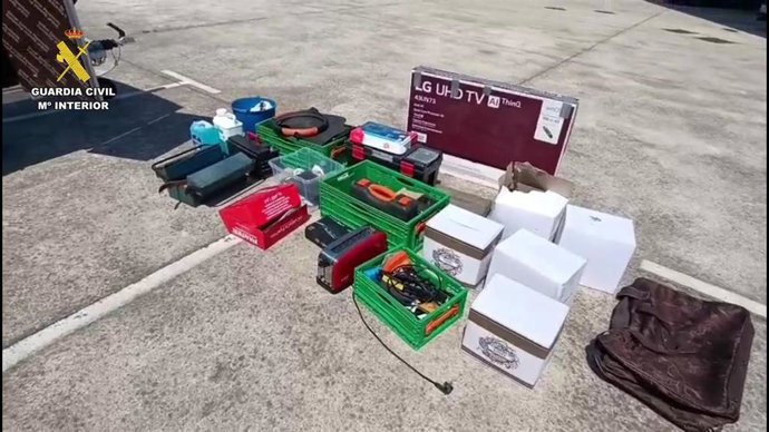 La Guardia Civil recupera un remolque sustraído con objetos valorados en más de 8.000 euros