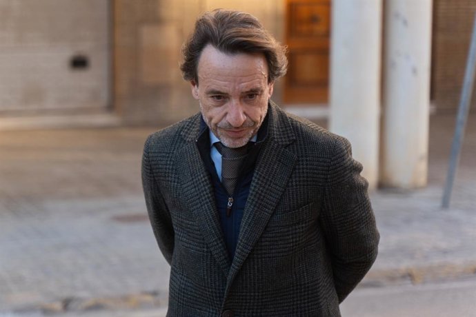 El jefe de gabinete de Mazón, José Manuel Cuenca, a su llegada a los juzgados de Catarroja