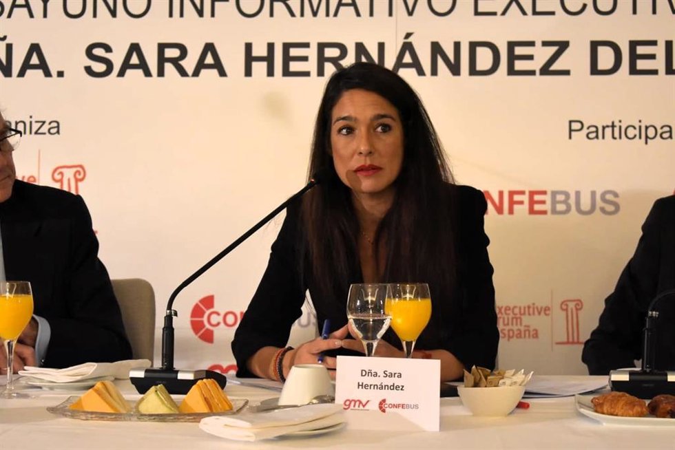 La secretaria general de Movilidad Sostenible, Sara Hernández, en un desayuno informativo de Executive Forum