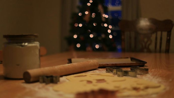 Con un cartón de huevos puedes crear un pino de Navidad precioso para decorar tu centro de mesa