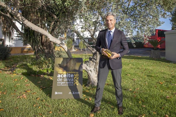 El delegado de Infraestructuras, Sostenibilidad y Agricultura, Andrés Lorite, presenta el Concurso Provincial de Aceite de Oliva Virgen Extra de la Diputación de Córdoba.