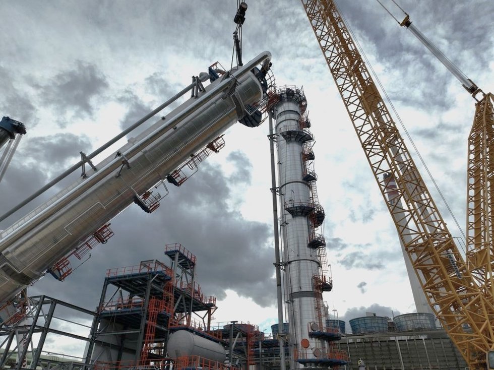 Proyecto de Petronor para una nueva torre de propileno