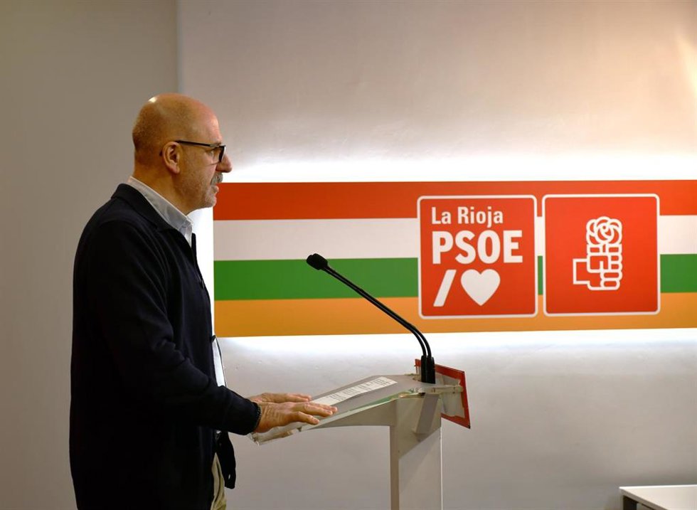 El diputado socialista Miguel González de Legarra