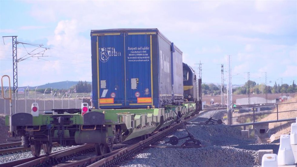 Adif realiza con éxito una simulación comercial de Autopista Ferroviaria entre Madrid y Extremadura