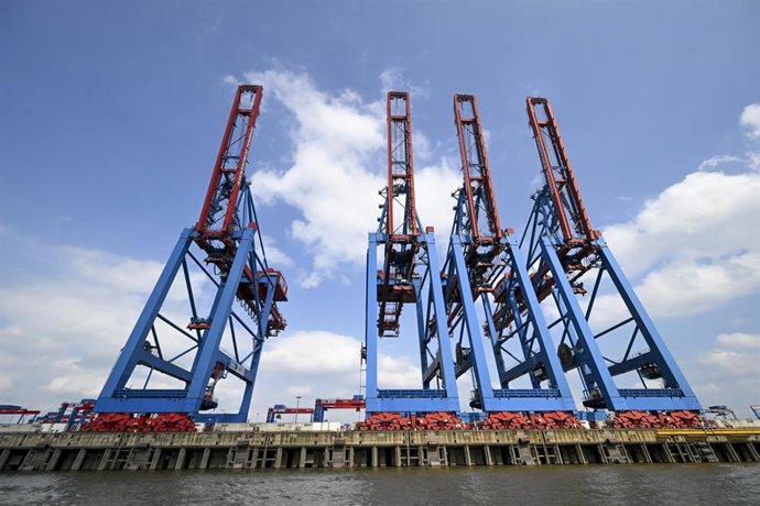 Archivo - Zona de carga de mercancías en el puerto de Hamburgo (Alemania)