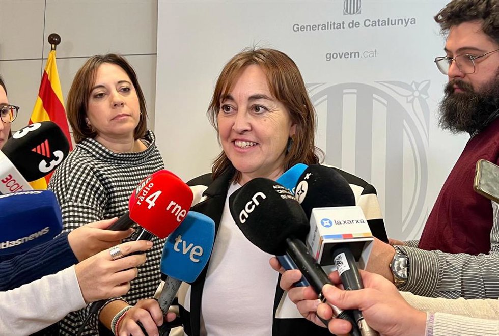 La consellera de Territorio, Vivienda y Transición Ecológica y portavoz de la Generalitat, Sílvia Paneque, en una atención a los medios desde la conselleria