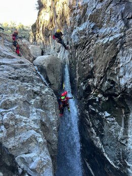 Curso de Rescate en Medio Natural para los Bomberos del Consorcio de Sevilla