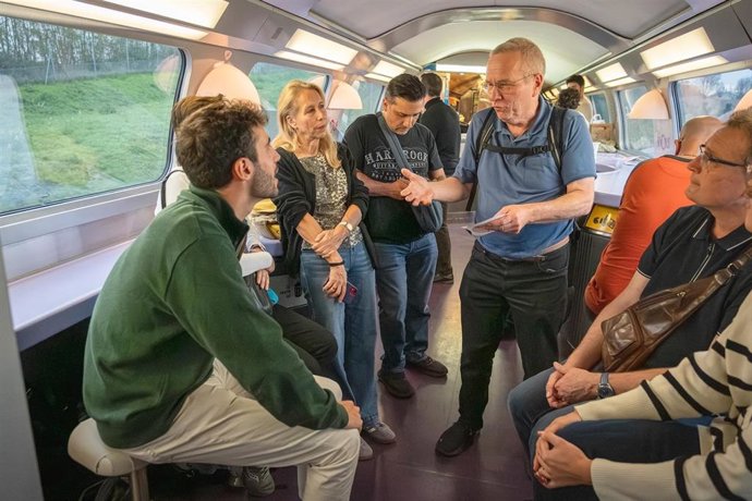 Clases de catalán a bordo de un tren TGV Inoui.