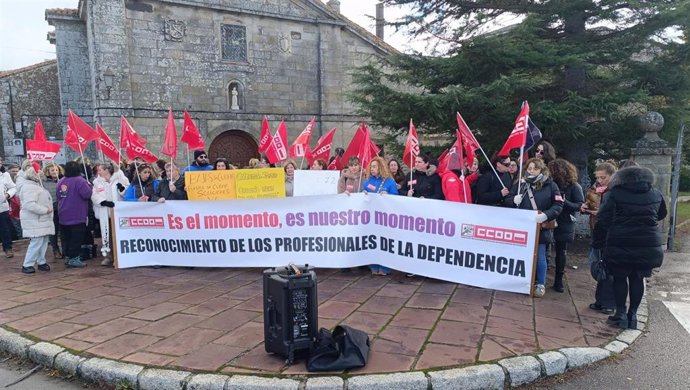 CCOO se moviliza en defensa de la plantilla de la residencia San Francisco de Reinosa