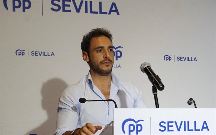 Secretario general del Partido Popular de Sevilla, Agustín Aguilera.