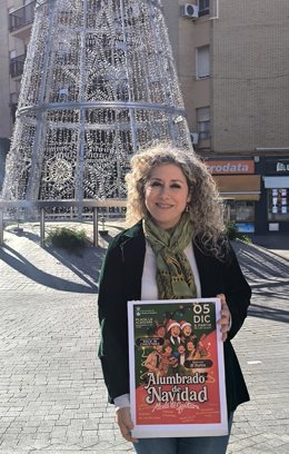 Presentación del encendido del alumbrado y el gran árbol en la Plaza de la Almazara en Alcalá (Sevilla)