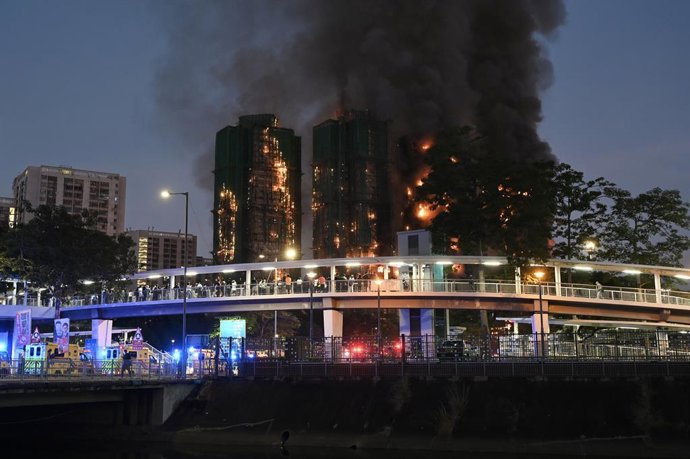 L'incendi de diversos edificis a Hong Kong