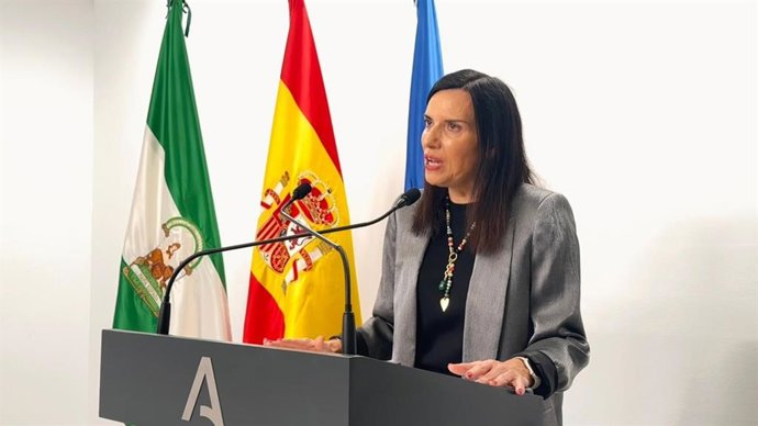 La delegada de Empleo, Empresa y Trabajo Autónomo de la Junta de Andalucía en Córdoba, María Dolores Gálvez.