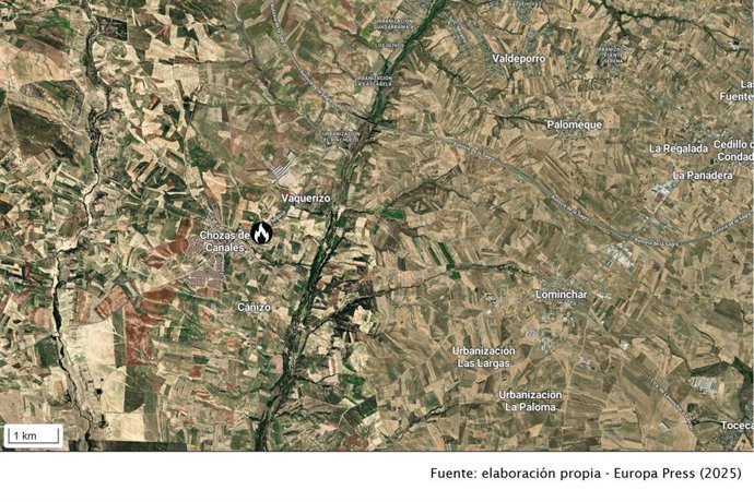 El incendio se ha desatado sobre las 14.33 horas en una vivienda particular.