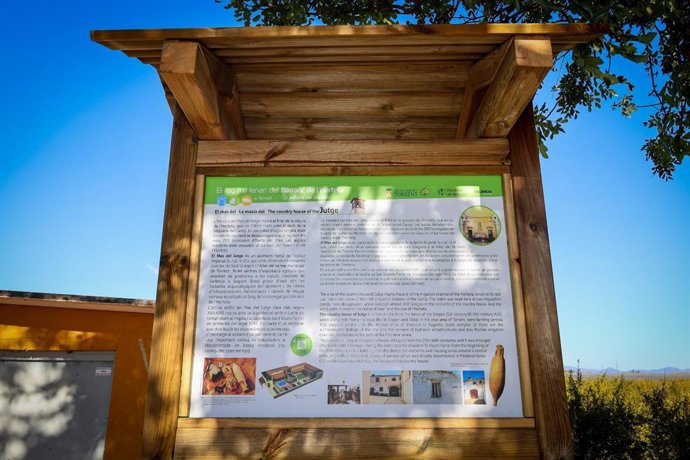 L'Ajuntament de Torrent ha reposat la senyalització turística del Reg Mil·lenari del Barranc de l'Horteta, un de les senderes més emblemàtiques i benvolguts per la ciutadania des de la seua creació el 2014