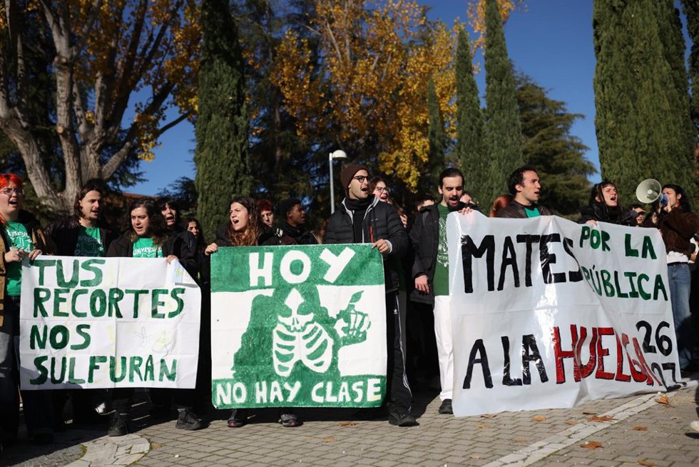 Pasacampus en la facultad de Agrónomos de la UPM, a 26 de noviembre de 2025, en Madrid (España). Las Universidades Públicas han iniciado hoy una huelga para pedir a la Comunidad de Madrid que retire la futura Ley de Universidades y exigir más financiac