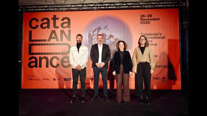 Inauguración de CataLANDance, con la consellera de Cultura de la Generalitat, Sònia Hernández