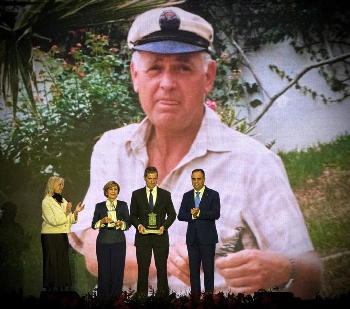 Gala de entrega de los Honores y Distinciones 2025 de la Diputación de Granada.