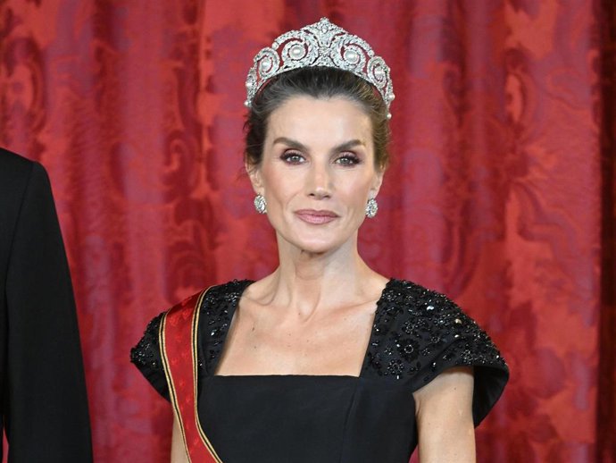 La Reina Doña Letizia durante la tradicional cena de gala en honor al Presidente de Alemania en el Palacio Real, a 26 de noviembre de 2025, en Madrid (España).