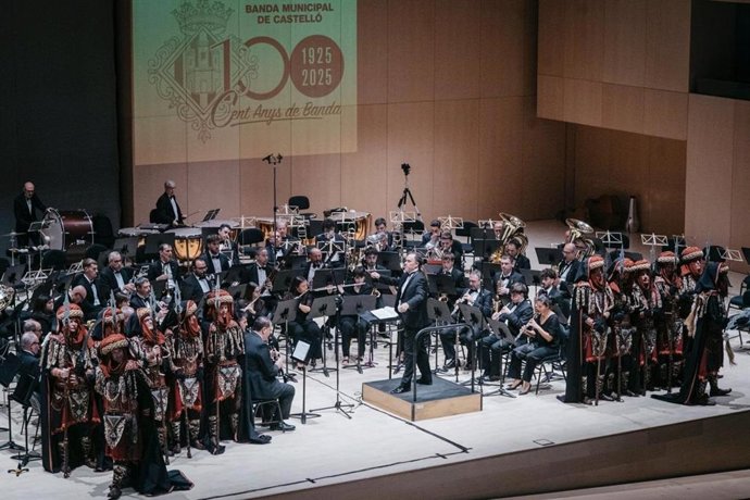 La Banda Municipal de Castellón estrena el pasodoble 'Leonor de Borbón' con motivo de su centenario